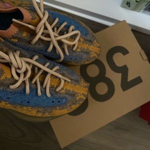Yeezy 380 GS 6.5